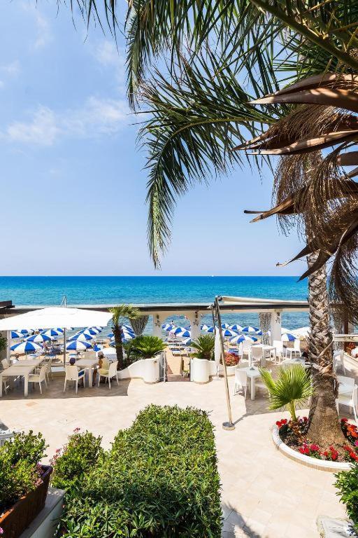 Grand Santa Maria Hotel