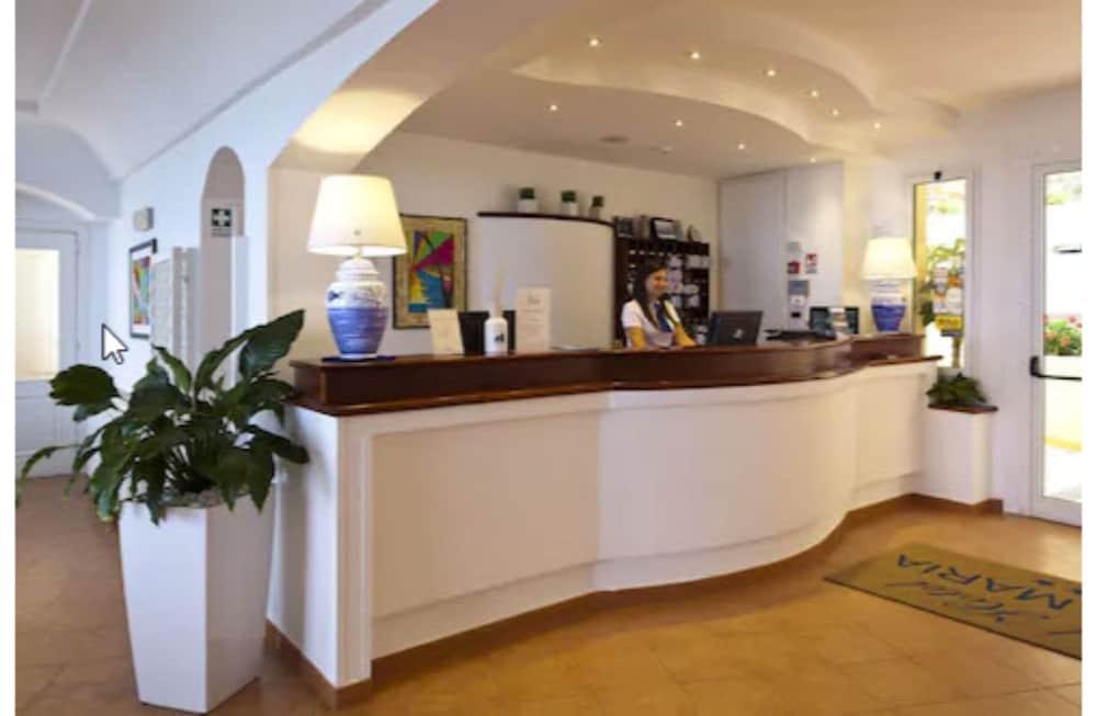 Grand Santa Maria Hotel 4*