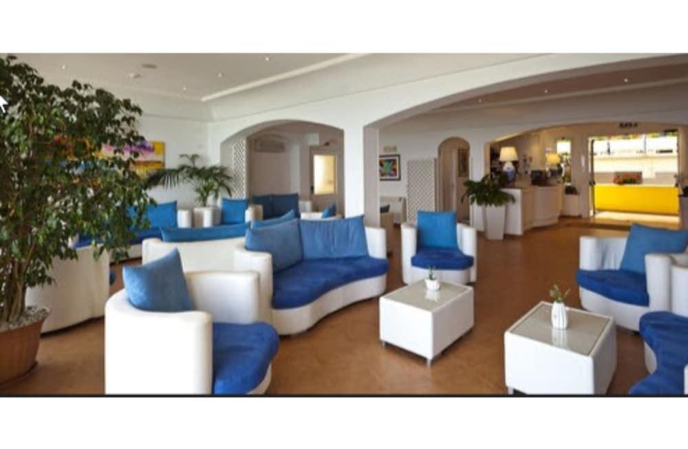 Hotel Grand Santa Maria